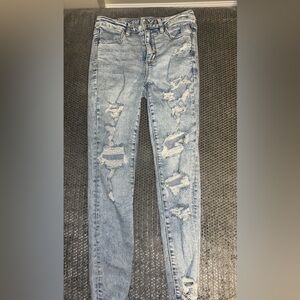 American Eagle Outfitters Light Blue Distressed Skinny Jeans